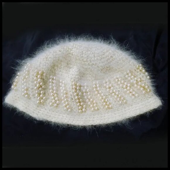 Formal Beanie Beaded Angora Skull Cap Faux Pearl Hat with Gold Lurex - Vintage - Picture 4 of 15